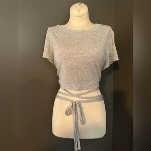 Offline Aerie cropped tee with cute peekaboo back
